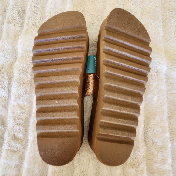 Reef Cushion Sol Hi Women's Sandels - Picture 8 of 9